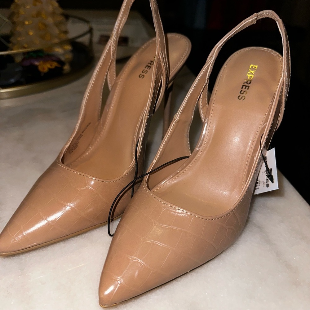 Express heels